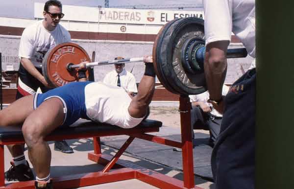 Ejercicios imprescindibles 4: Press Francés con Barra (triceps)